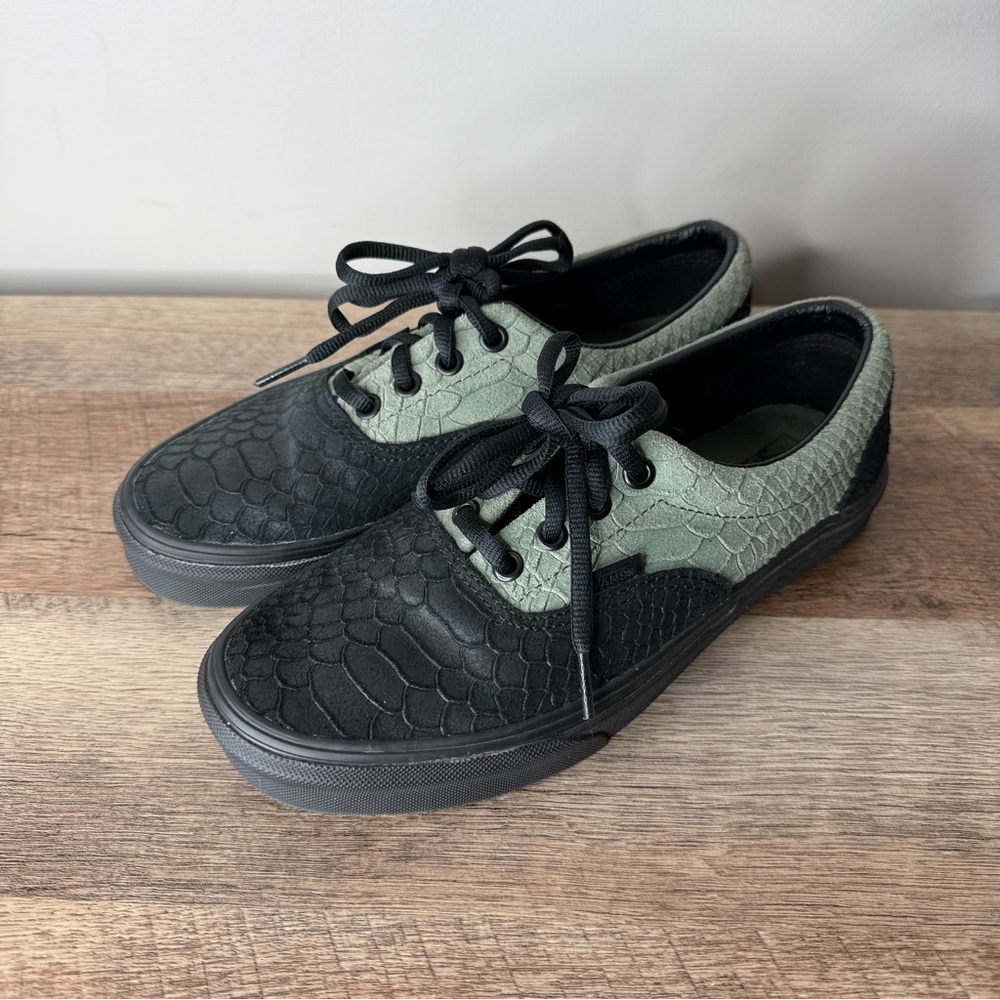VANS Harry Potter Slytherin Laces Sneakers Black Green Snakeskin Pattern Sz 7.5 - Picture 6 of 12
